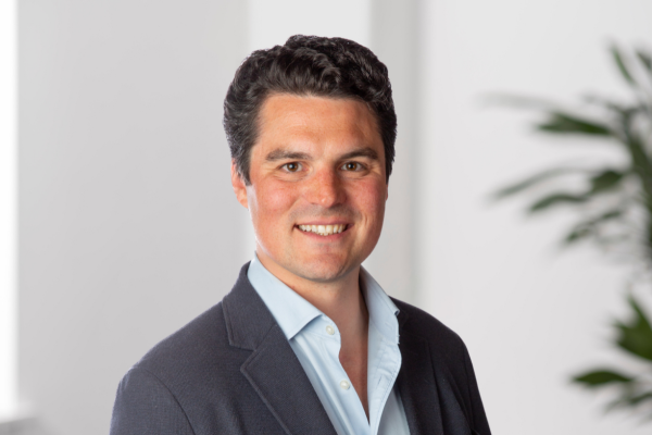 Harry lees professional portrait